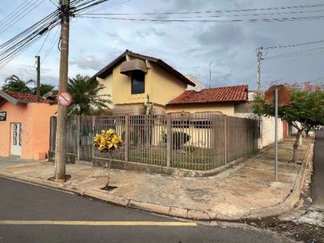 Casa com três quartos [suíte] à venda em birigui - jd stábile - excelente localização - ao lado da av. 9 de julho