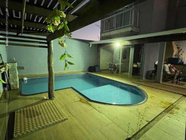 Casa de alto padrão à venda em Birigüi-SP, Bosque da Saúde: 3 quartos, 2 suítes, 2 salas, 2 banheiros, 2 vagas, 160m². Aproveite!