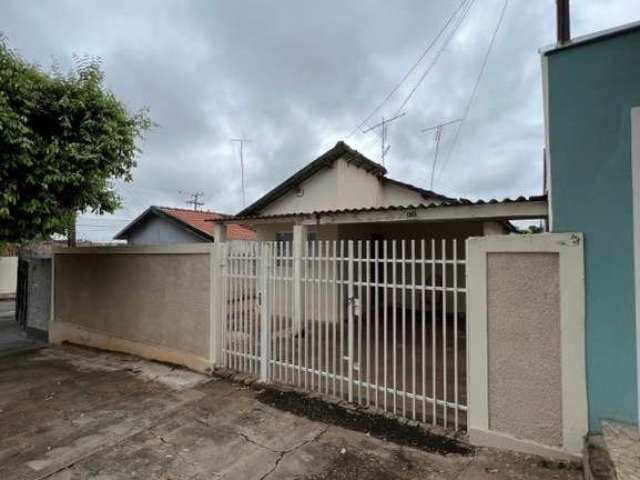 Casa à venda em Birigui-SP, bairro Ivone Alves Palma: 2 quartos, 2 salas, 1 banheiro, 2 vagas de garagem, 95,00 m².