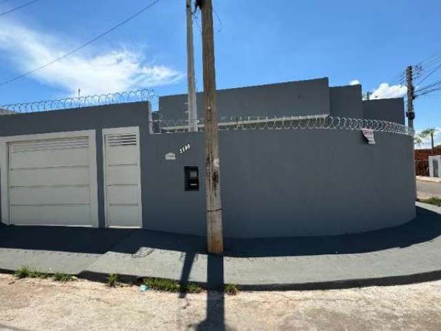 Imperdível Casa à Venda em Birigüi-SP, Santana: 2 Quartos, 1 Suíte, 2 Banheiros, 2 Vagas de Garagem - Confira!