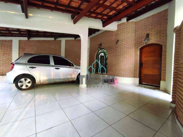 Casa com 4 dormitórios, 200 m² - venda por R$ 750.000,00 ou aluguel por R$ 3.130,00/mês - Centro - Caçapava/SP