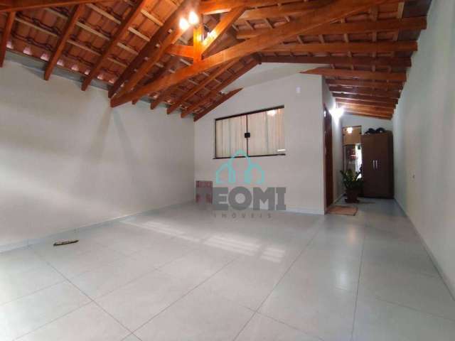 Casa com 2 dormitórios (1 suíte) à venda, 106 m² por R$ 330.000 - Vista Alegre - Taubaté/SP