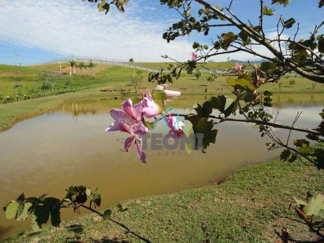 Terreno em condomínio fechado à venda, 1051 m² por R$ 250.000 - Condomínio Village da Serra - Tremembé/SP