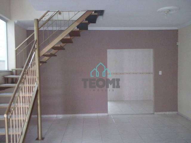 Sobrado com 3 dormitórios à venda, 177 m² por R$ 650.000,00 - Jardim Maria Augusta - Taubaté/SP