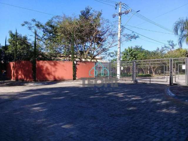 Casa com 2 dormitórios sendo 1 suíte à venda, 93 m² por R$ 450.000 - Condomínio Charles Schnneider - Quiririm - Taubaté/SP