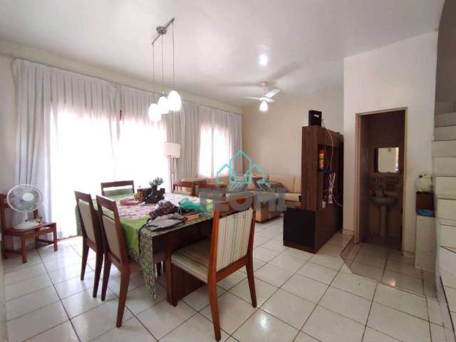 Sobrado com 3 dormitórios à venda, 88 m² por R$ 425.000,00 - Estiva - Taubaté/SP