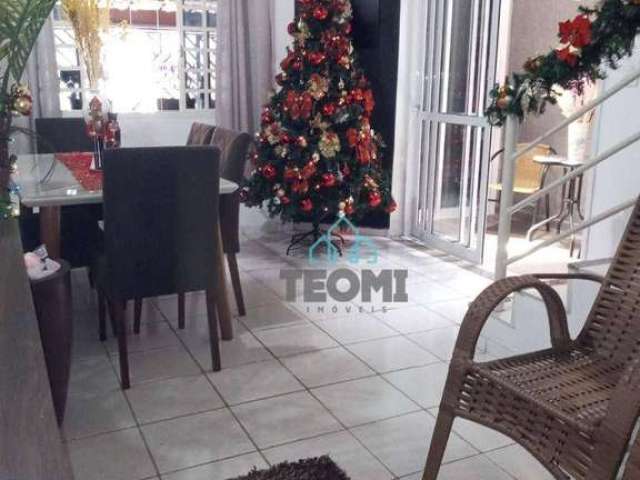 Sobrado com 3 dormitórios à venda, 120 m² por R$ 550.000,00 - Esplanada Independência - Taubaté/SP