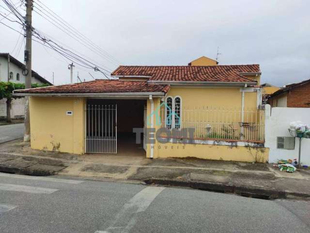 Casa com 2 dormitórios (1 suite) à venda, 105 m² por R$ 380.000 - Vila Jaboticabeira - Taubaté/SP