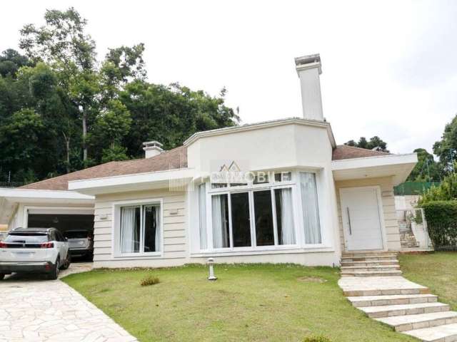 Casa térrea com 2 suítes e 4 vagas em condomínio fechado no Campo Comprido - Curitiba/PR