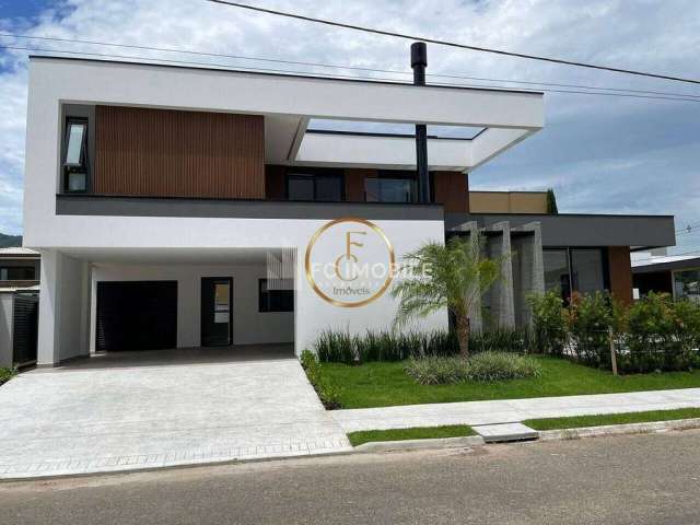 Casa com 3 ou 4 suítes à venda, 330 m² - Santa Regina - Balneário Camboriú/SC