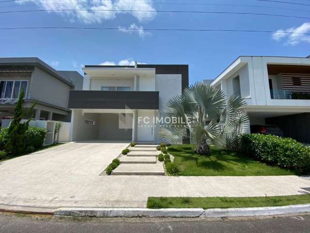 Casa com 230 m², 3 suítes, disponível para locação no condomínio Caledônia em Camboriú/SC