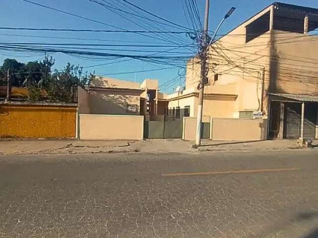 Casa de 1 Quarto à Venda - Mesquita, em Conjunto Residencial Tranquilo