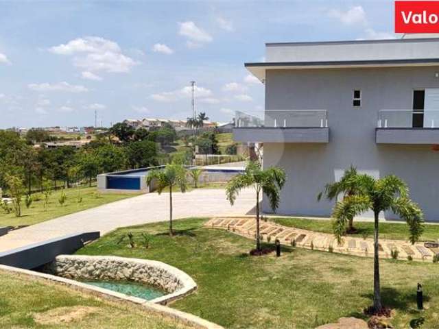 Sobrado com 4 quartos à venda em Village Porto Feliz - SP