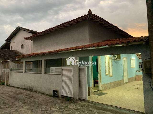 Casa com 2 dormitórios à venda, 92 m² por R$ 320.000 - Fluminense - São Pedro da Aldeia/RJ