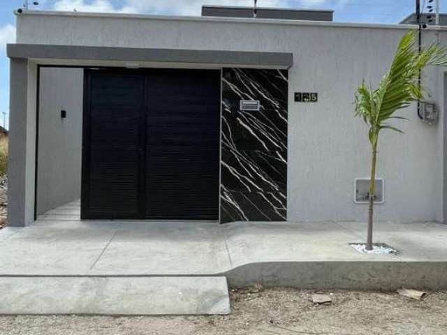 Linda Casa Plana a Venda no Edson Queiroz