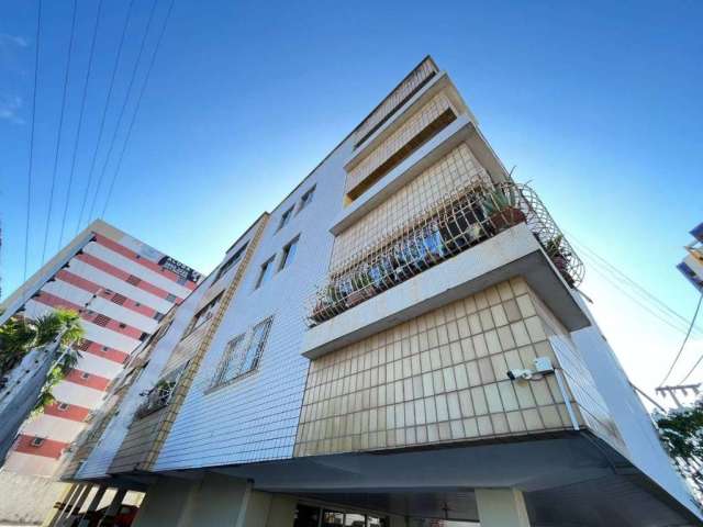 Apartamento com 3 dormitórios + dependencia à venda, 111 m² por R$ 209.000 - Papicu - Fortaleza/CE