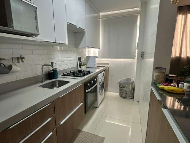 Apartamento mobiliado à venda com 2 dormitórios, 47 m² por R$ 289.000,00