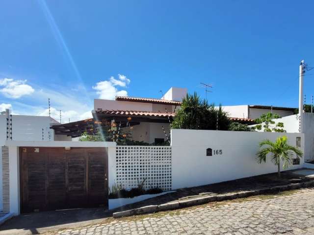 Duplex com 03 quartos, )2 com suites em Nova Parnamirim