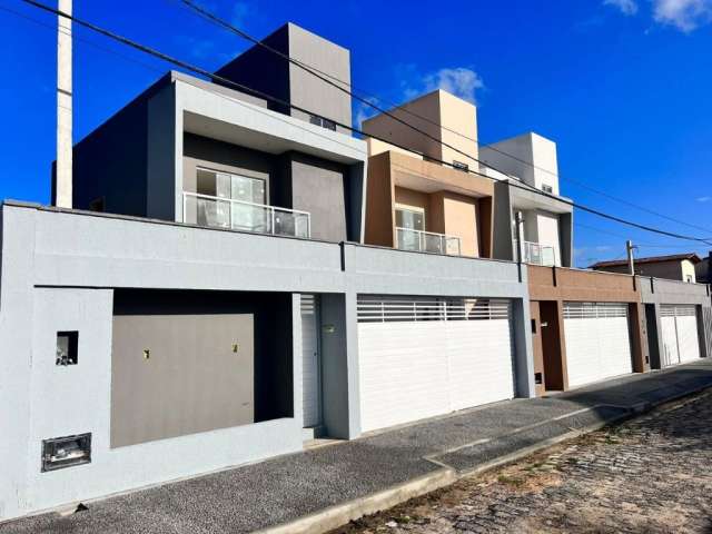 Casa Duplex com solario,  150 m² com 3 quartos, sendo 02 suites em Emaús - Parnamirim - RN