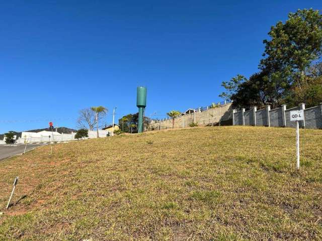 Excelente terreno em condominio alto padrão dentro da cidade