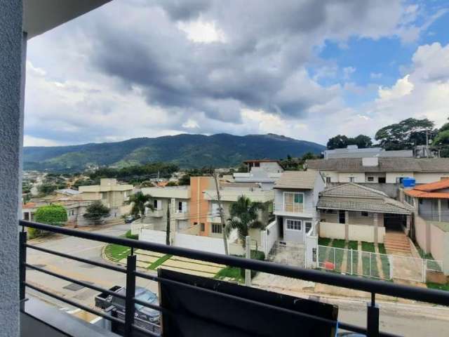 Lindo sobrado com 3 quartos com vista para a pedra grande