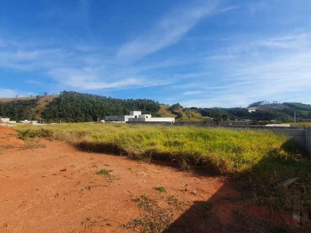 TERRENO Á VENDA NO CONDOMÍNIO SERRAS DE ATIBAIA  em Atibaia -São Paulo