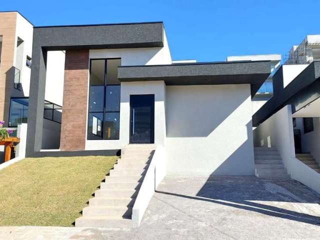 Casa térrea à venda em condomínio, 360m² de terreno