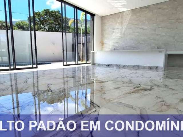 Casa nova, Alto Padrão, Térrea , em condomínio, 4 suítes!