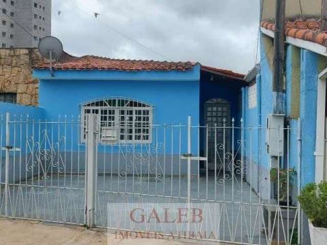 Impecável casa à venda em Atibaia Jardim, Atibaia-SP: 3 quartos, 2 salas, 2 banheiros, 2 vagas de garagem - 116,22 m².