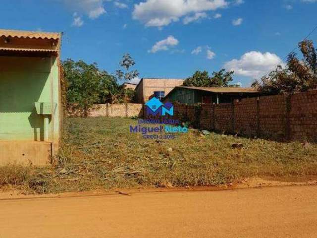 Terreno à Venda no Bairro Novo Horizonte