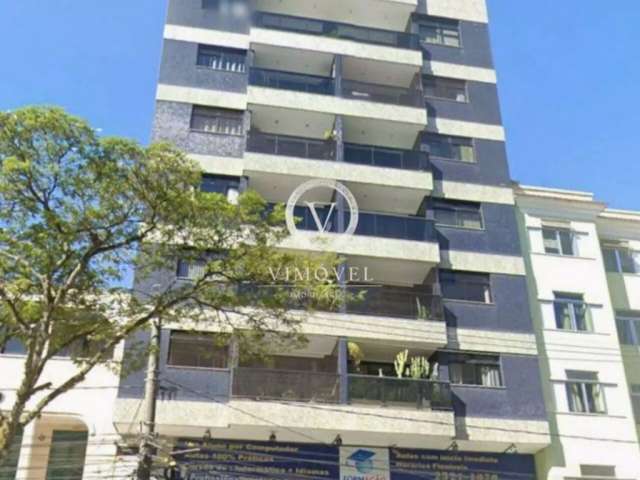 Lindo apartamento com sacada na Avenida Alberto Braune