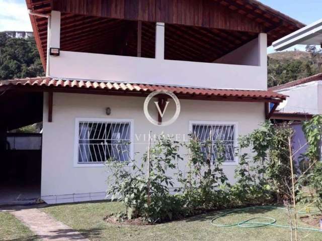 Descubra o Charme desta Linda Casa em Varginha!