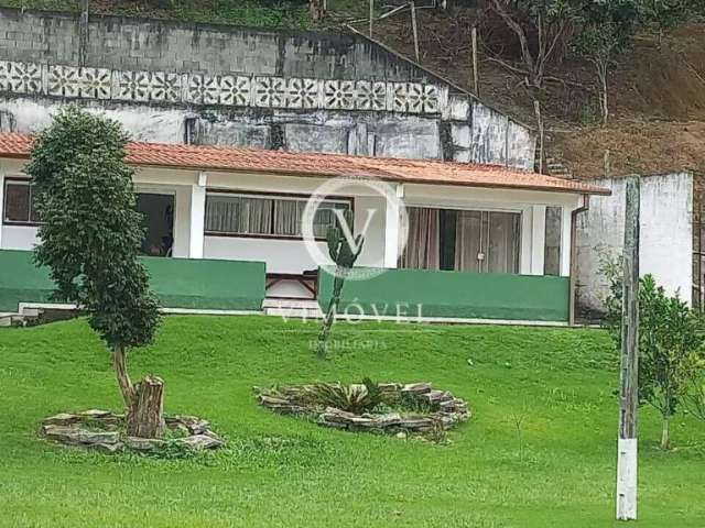 Encante-se com esta Charmosa Casa à Venda em Braunes!