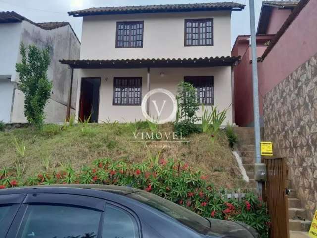 Casa à Venda - 2 Quartos em São Geraldo, Nova Friburgo/RJ