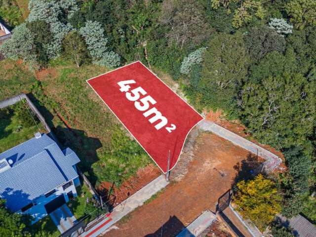 Terreno com excelente localização para construir sua casa