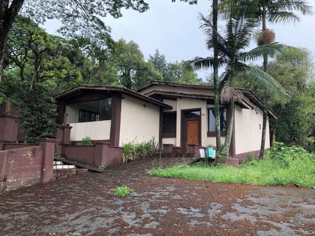 Casa comercial com 7 salas à venda na Avenida Dona Cherubina Viana, 153, Vila Santo Antônio, Cotia por R$ 3.000.000