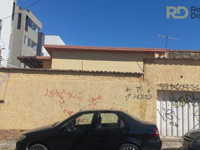 Casa com 4 quartos à venda na Barão de Cocais, --, Sagrada Família, Belo Horizonte, 520 m2 por R$ 1.100.000