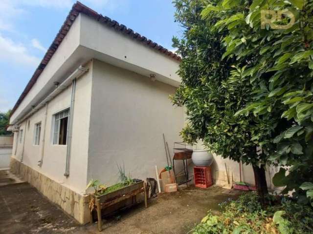 Casa com 3 quartos à venda na Antonio Justino, --, Pompéia, Belo Horizonte por R$ 799.000