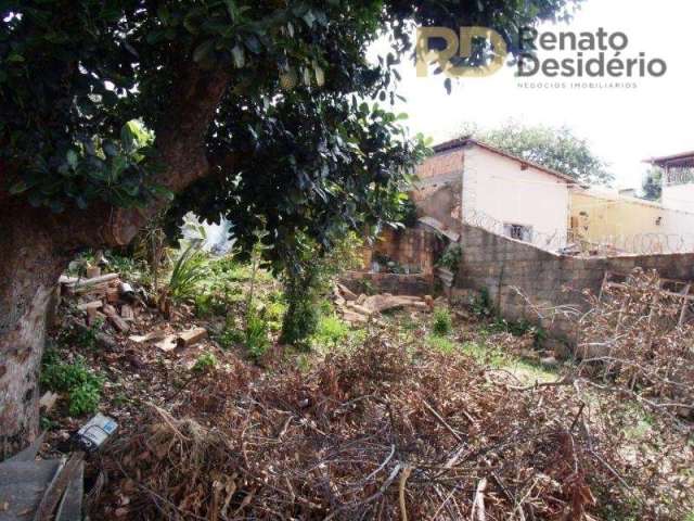 Casa com 2 quartos à venda na Bragança, --, Pompéia, Belo Horizonte por R$ 900.000