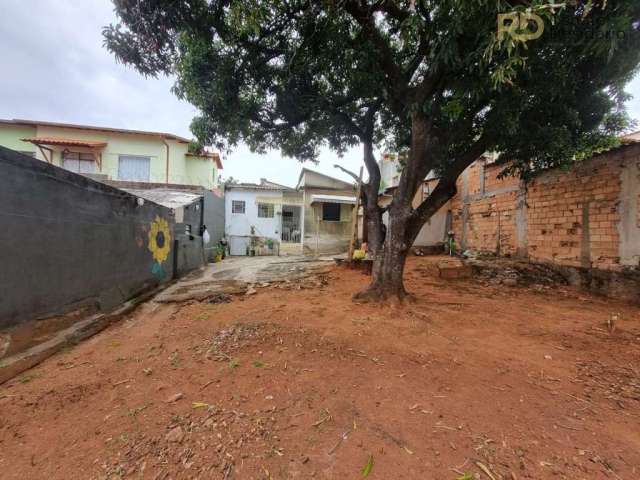 Terreno à venda na Rua Pitangui, --, Esplanada, Belo Horizonte por R$ 599.000