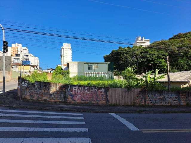 Terreno de esquina com viabilidade -  520m² no bairro Estreito.