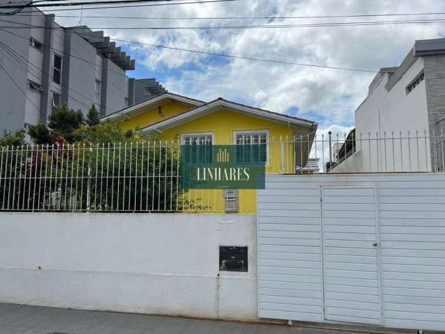 Casa  - terreno com  viabilidade de construção para prédio