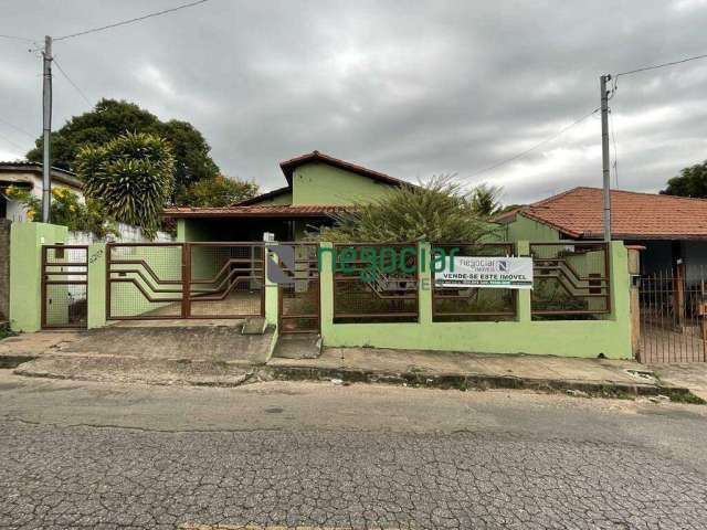 Casa com quintal - 3 quartos 1 vaga - Betim Industrial - Betim MG