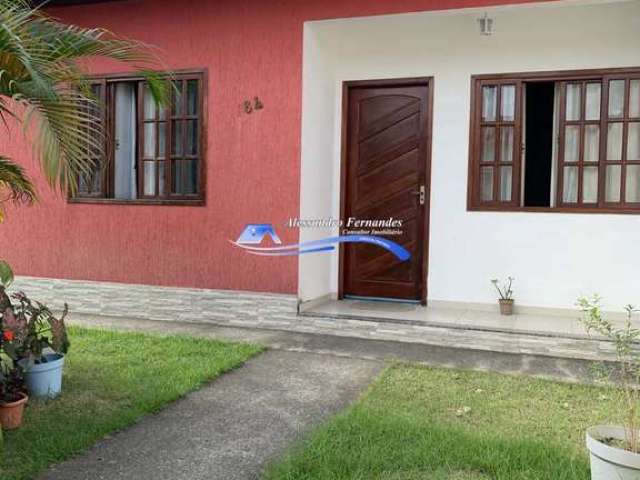 Casa com 2 quartos à venda na Rua Marli Pereira de Araújo, 33, Vila Pacaembu, Queimados por R$ 315.000