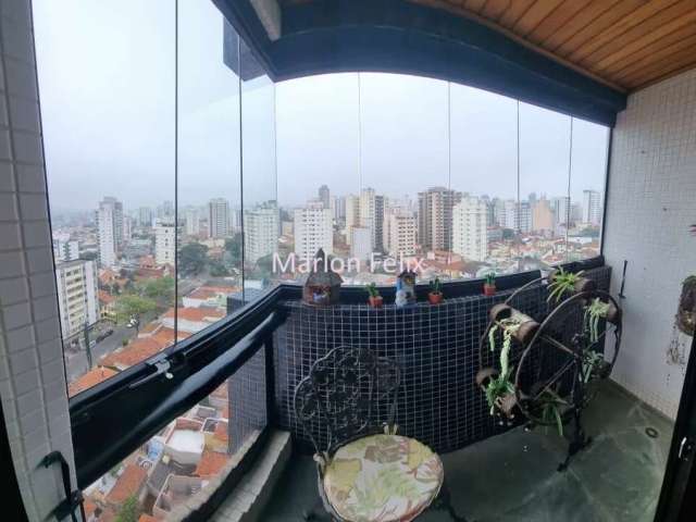 Apartamento com 3 quartos, 1 suíte, living com varanda, 2 vagas e 119 metros quadrados a 200 metros do Metrô Praça da Árvore