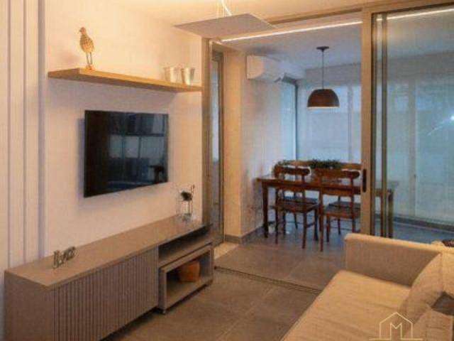 Apartamento com 2 dormitórios à venda, 90 m² por R$ 2.700.000 - Leblon - Rio de Janeiro/RJ