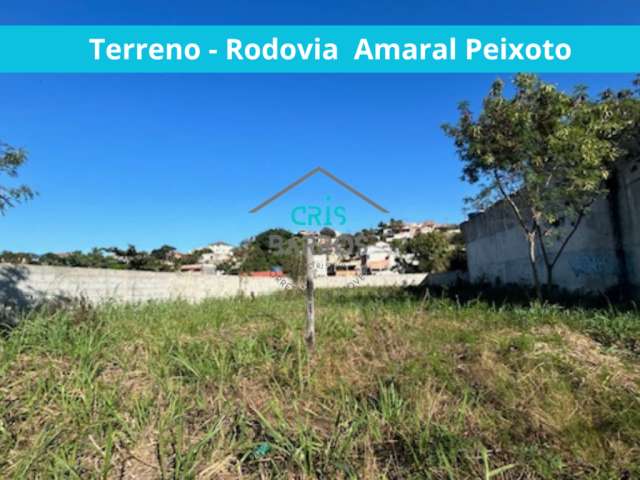 Terreno à venda com 850 metros quadrados em São Pedro da Aldeia - RJ