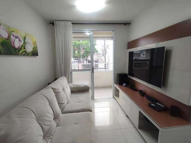 Apartamento à venda com 2 vagas no Jardim Ester Yolanda