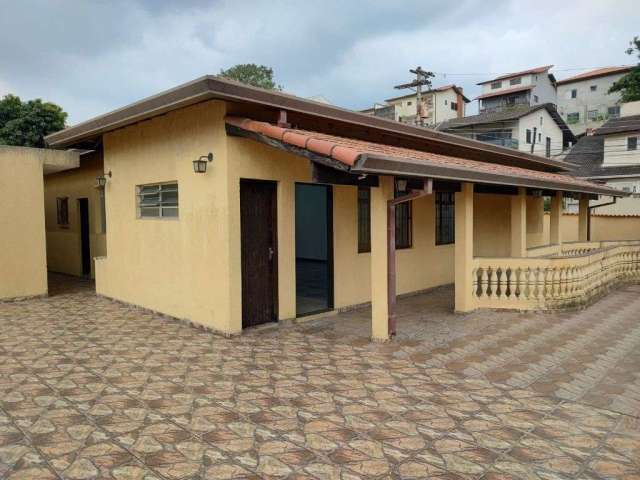 Casa com 4 Dormitórios e 5 vagas à venda - City Bussocaba