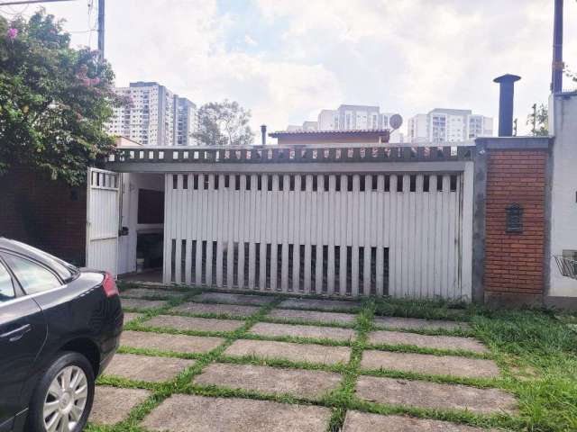 CASA térrea a venda com piscina Parque Continental, São Paulo